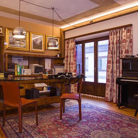 Hotel Pilier D'Angle & Wellness Courmayeur Exteriör bild