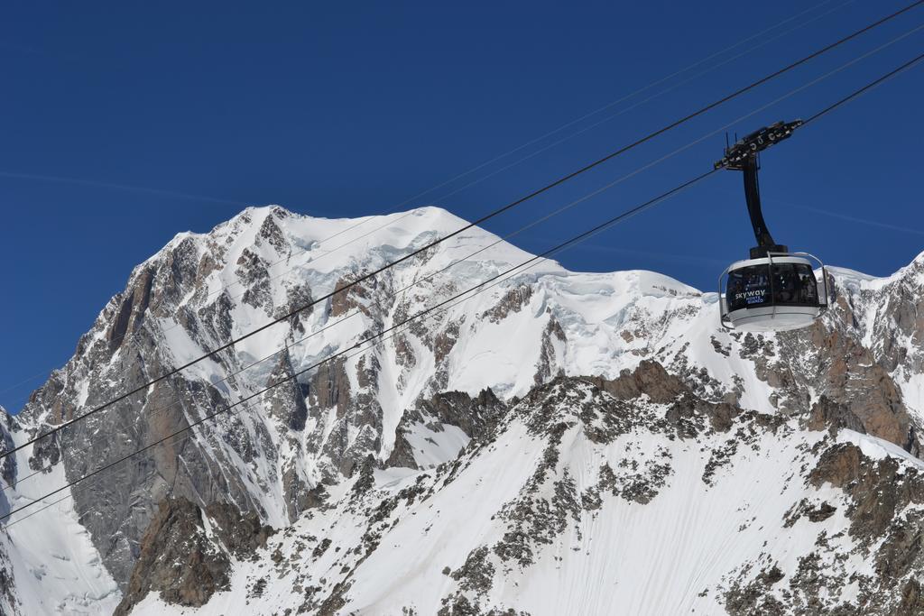 Hotel Pilier D'Angle & Wellness Courmayeur Exteriör bild