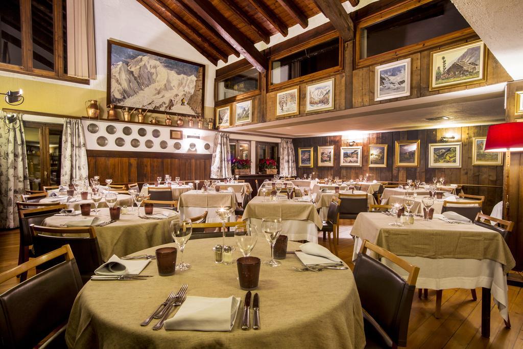 Hotel Pilier D'Angle & Wellness Courmayeur Exteriör bild