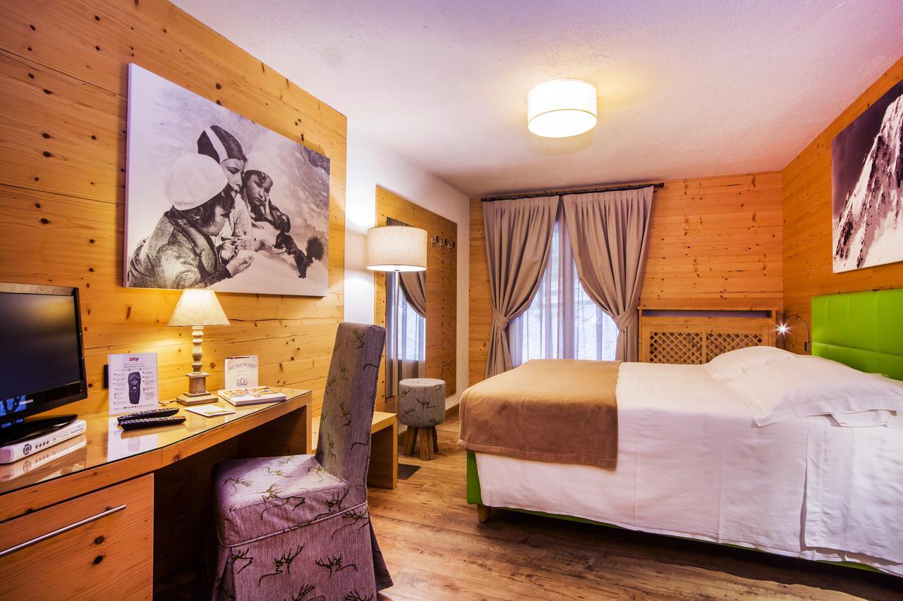 Hotel Pilier D'Angle & Wellness Courmayeur Exteriör bild