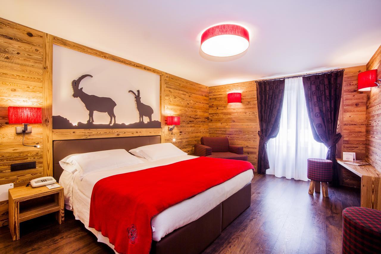 Hotel Pilier D'Angle & Wellness Courmayeur Exteriör bild