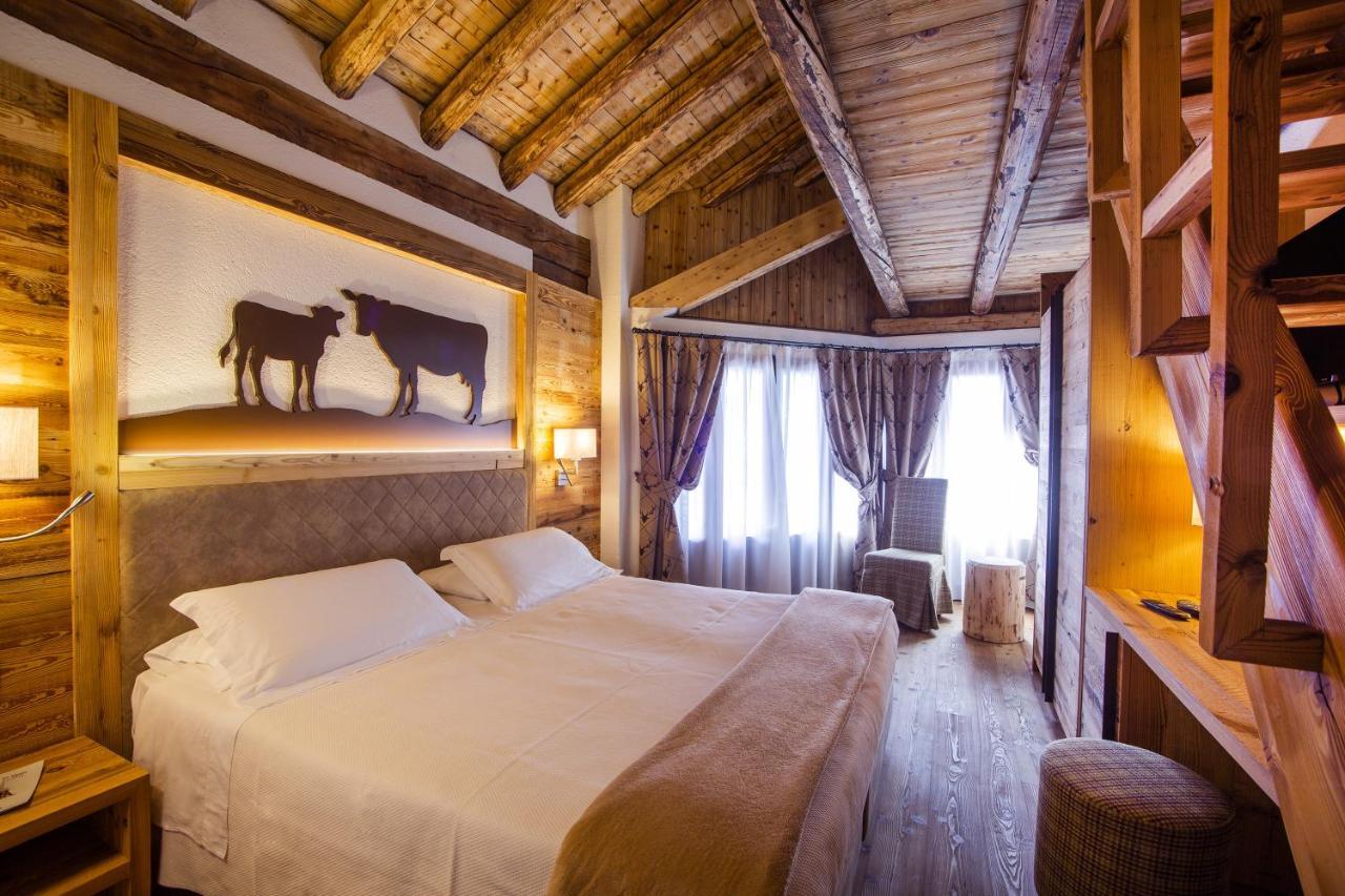 Hotel Pilier D'Angle & Wellness Courmayeur Exteriör bild