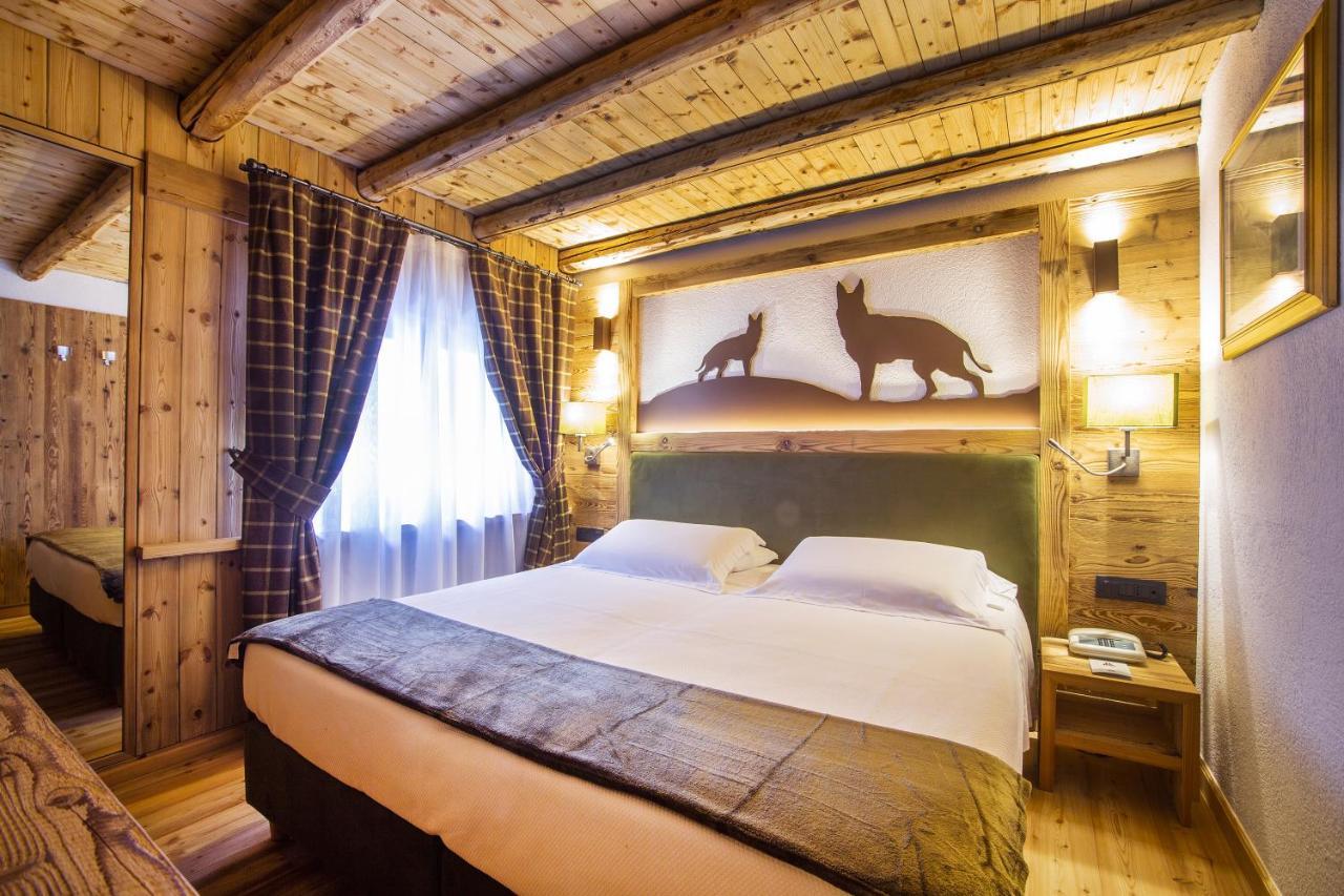 Hotel Pilier D'Angle & Wellness Courmayeur Exteriör bild