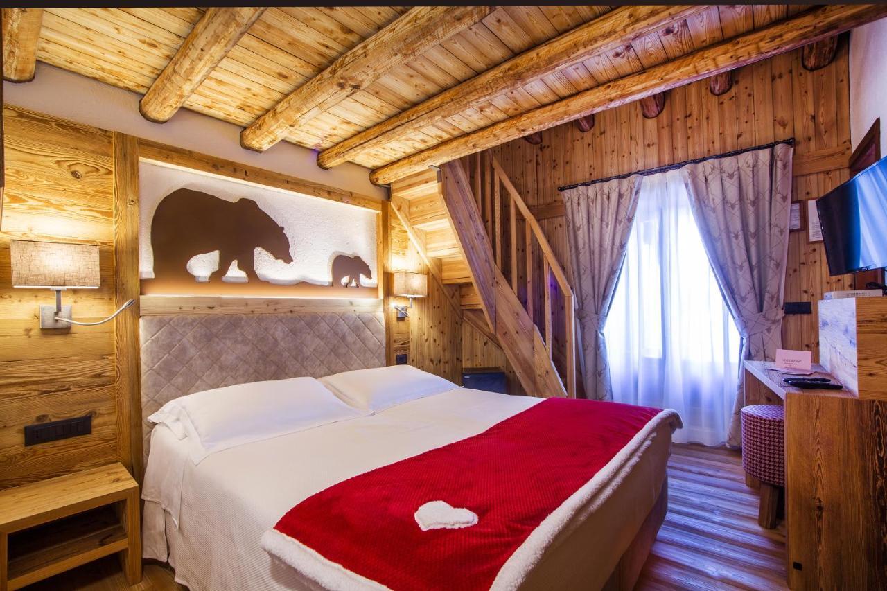 Hotel Pilier D'Angle & Wellness Courmayeur Exteriör bild