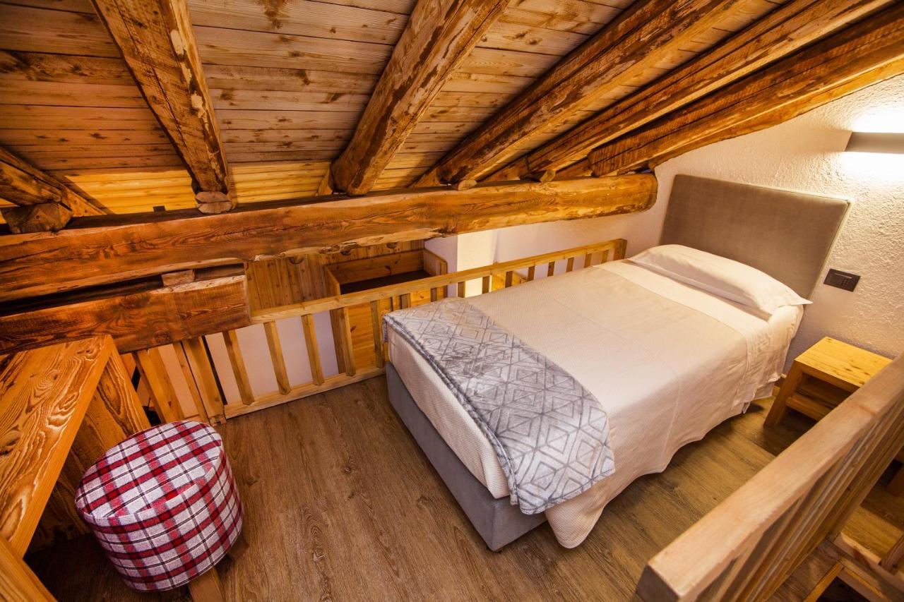 Hotel Pilier D'Angle & Wellness Courmayeur Exteriör bild