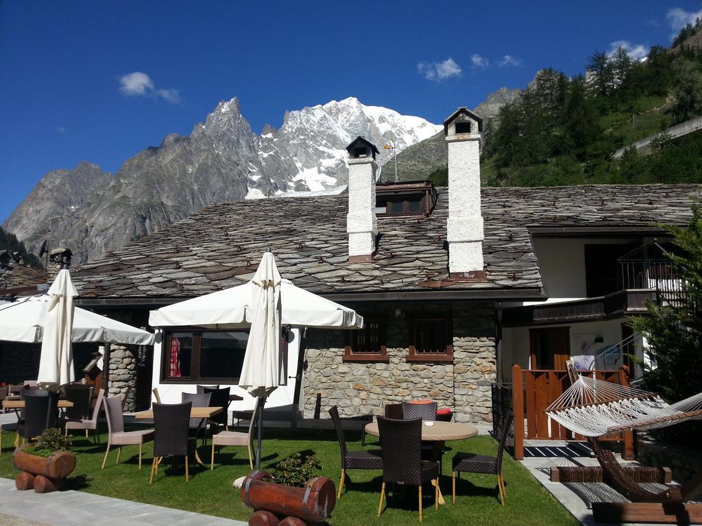 Hotel Pilier D'Angle & Wellness Courmayeur Exteriör bild